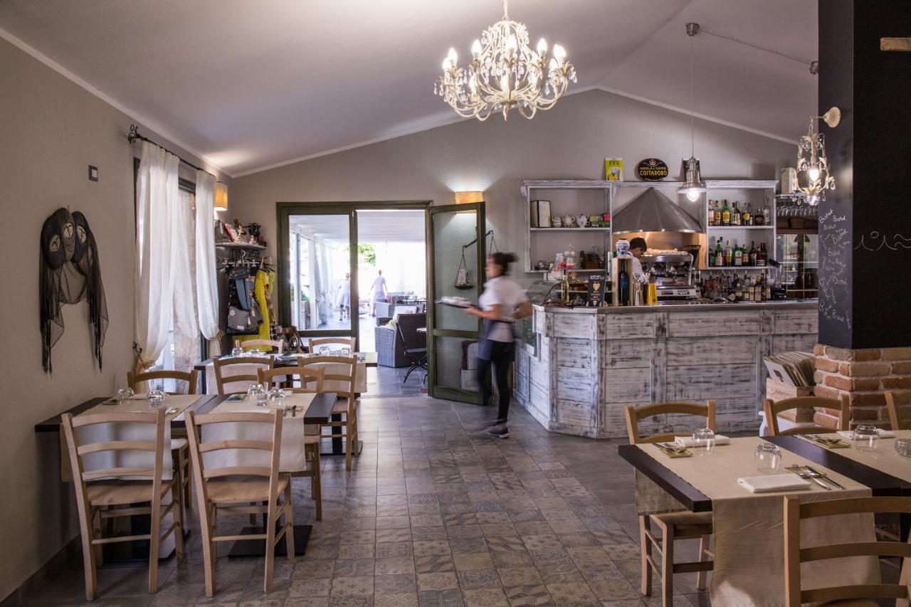 Albaruja Hotel Costa Rei Kültér fotó